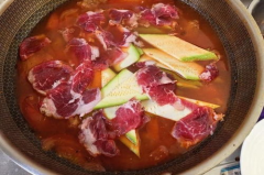 牛肉火锅的做法大全,家常美味，一锅尽享